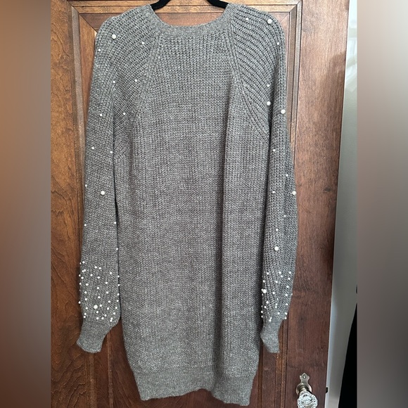 Charcoal Scattered Pearl Sweater Dress, Size M, Pretty Little Thing - Picture 4 of 6